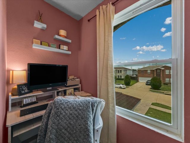 3107 Teodoro Drive, Grand Prairie, TX 75052