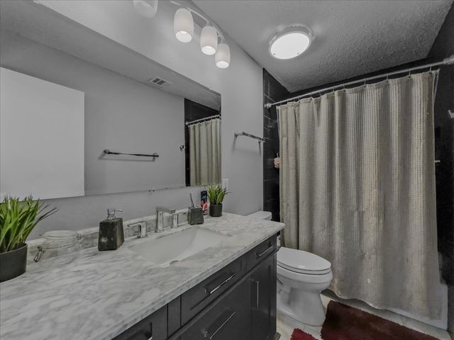 3107 Teodoro Drive, Grand Prairie, TX 75052