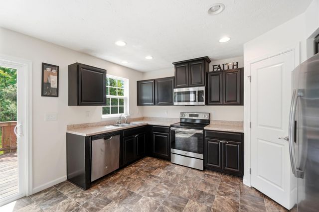 196 Rapids Drive 196 Rapids Drive, Fairborn, OH 45324