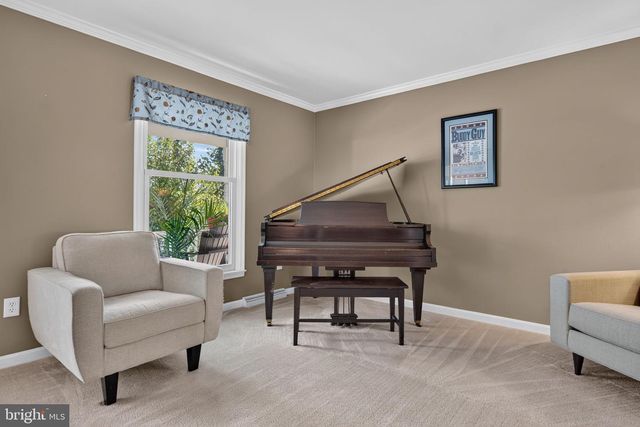 864 HAWTHORN AVE, Mechanicsburg, PA 17055