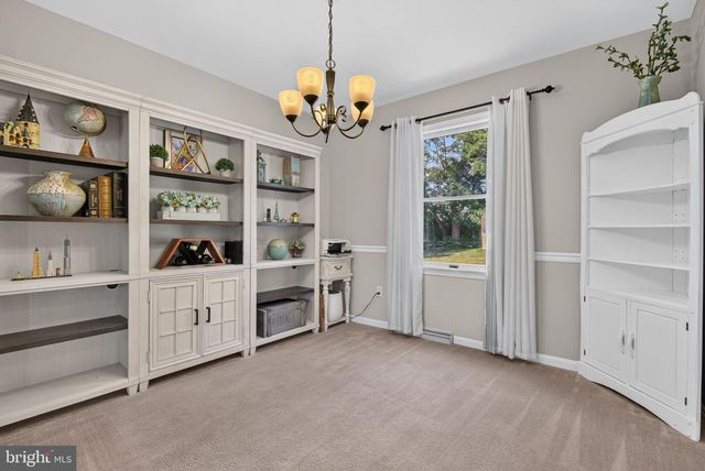 864 HAWTHORN AVE, Mechanicsburg, PA 17055