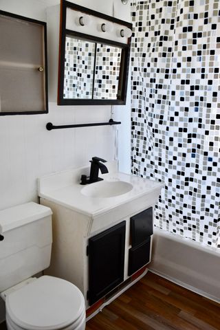 216 6th Street W, Thief River Falls, MN 56701