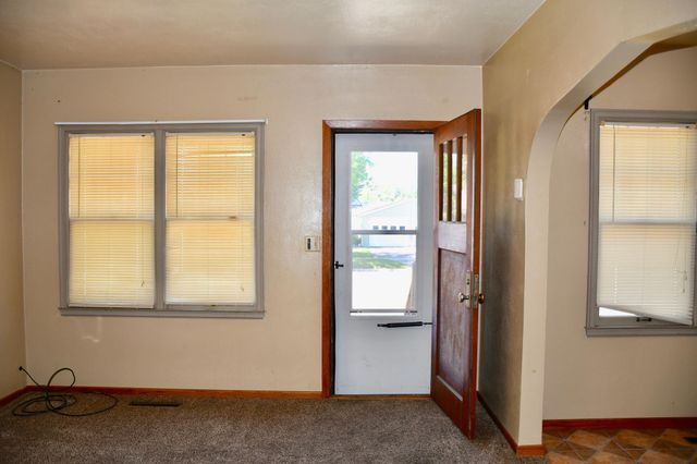 216 6th Street W, Thief River Falls, MN 56701