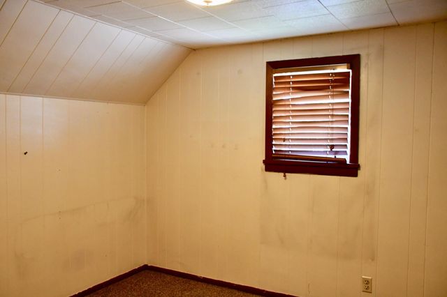 216 6th Street W, Thief River Falls, MN 56701