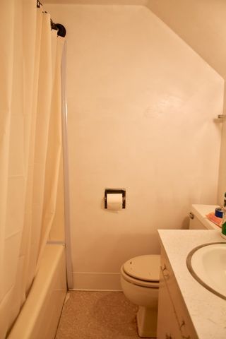 216 6th Street W, Thief River Falls, MN 56701