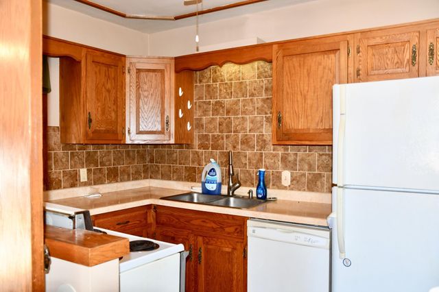 216 6th Street W, Thief River Falls, MN 56701