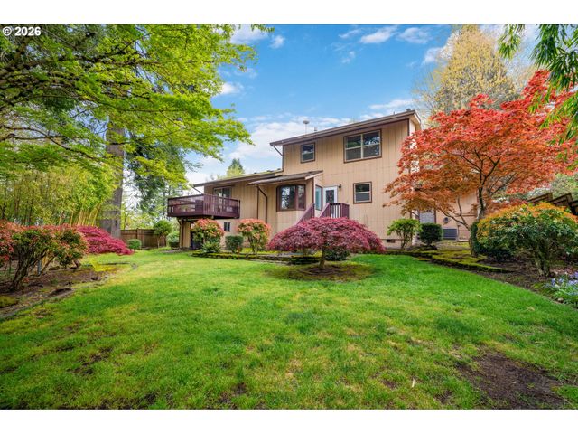 3817 Sw BAIRD St, Portland, OR 97219