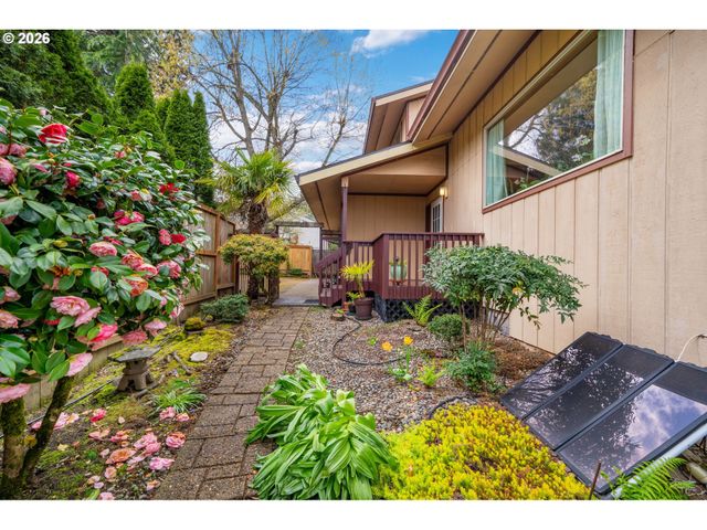 3817 Sw BAIRD St, Portland, OR 97219