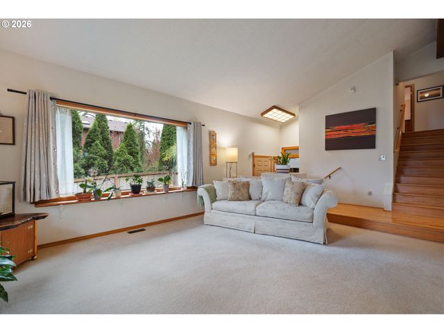 3817 Sw BAIRD St, Portland, OR 97219