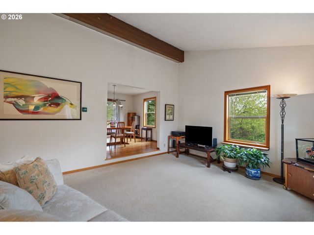 3817 Sw BAIRD St, Portland, OR 97219