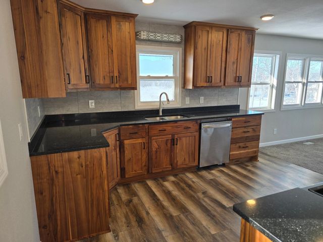 421 West Avenue, Detroit Lakes, MN 56501