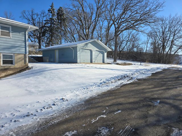 421 West Avenue, Detroit Lakes, MN 56501