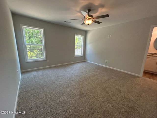 806 Discovery Cove, Newport, NC 28570