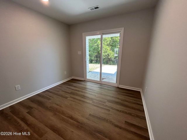 806 Discovery Cove, Newport, NC 28570