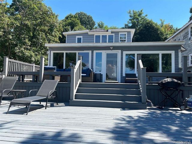 18 Shore Road, Sea Cliff, NY 11579