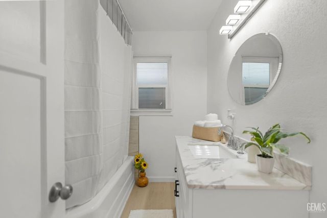 615 Linda Vista Drive, Bakersfield, CA 93308