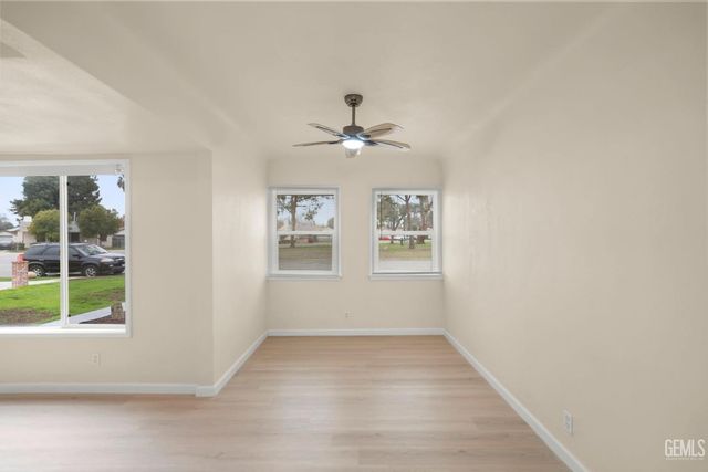 615 Linda Vista Drive, Bakersfield, CA 93308