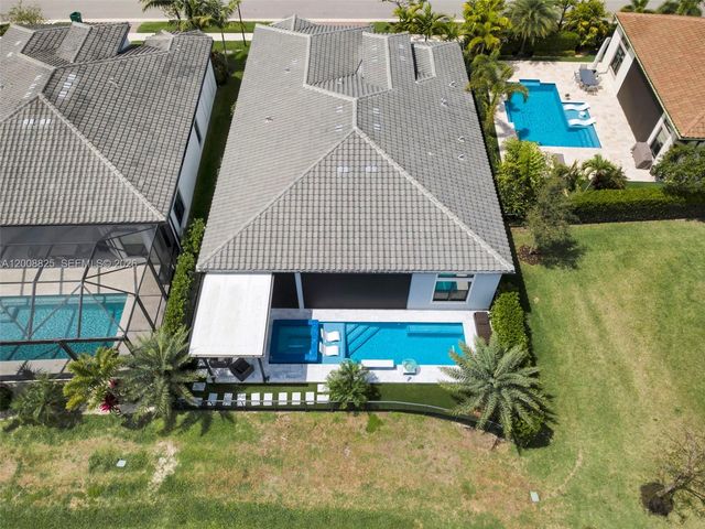 8022 Deer Lake Court, Parkland, FL 33067