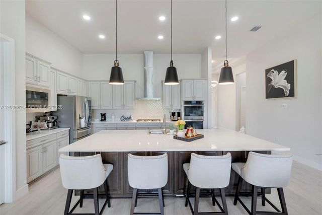 8022 Deer Lake Court, Parkland, FL 33067
