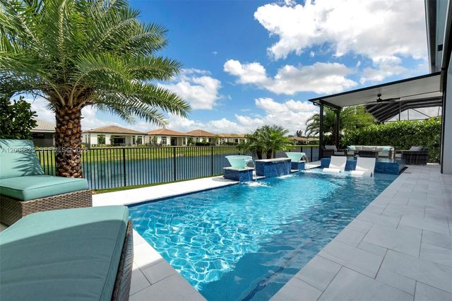 8022 Deer Lake Court, Parkland, FL 33067