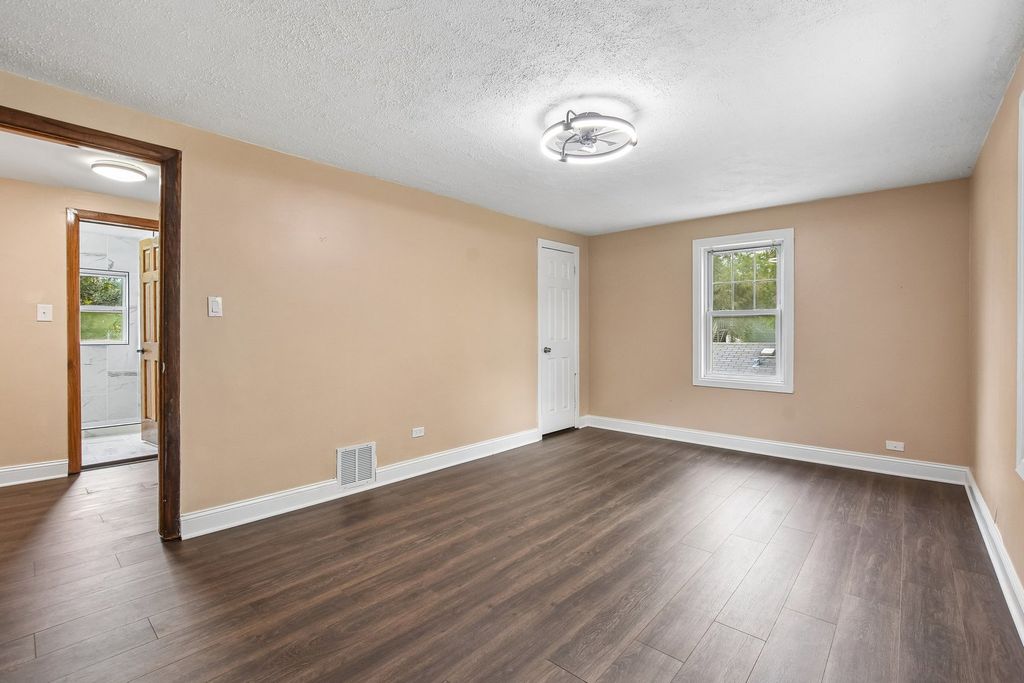 4004 Oak Avenue, Brookfield, IL 60513 — photo 4