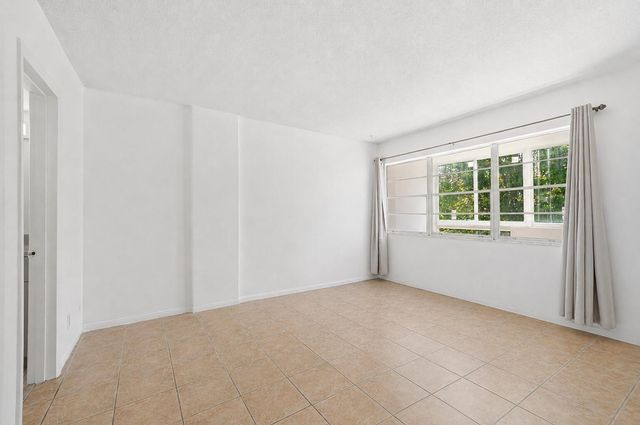 1333 E HALLANDALE BEACH Boulevard 335, Hallandale Beach, FL 33009