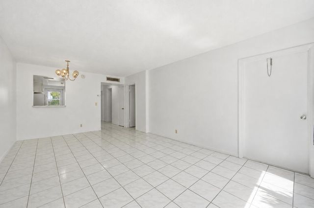1333 E HALLANDALE BEACH Boulevard 335, Hallandale Beach, FL 33009