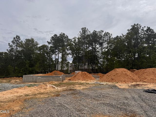 114 Colorado Court, Spring Lake, NC 28390