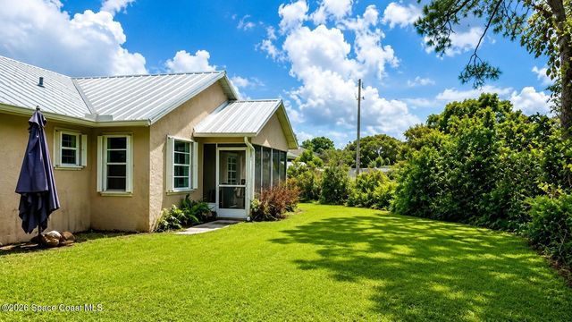 4890 48th Avenue, Vero Beach, FL 32967