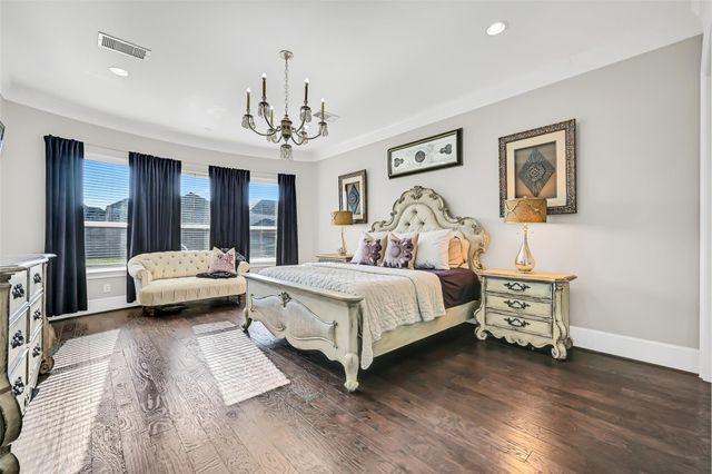 1310 Tamina Pass Lane, Friendswood, TX 77546