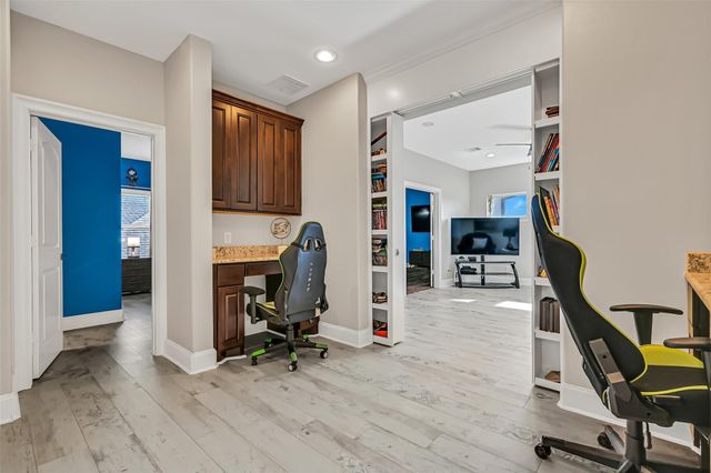 1310 Tamina Pass Lane, Friendswood, TX 77546