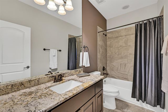 1310 Tamina Pass Lane, Friendswood, TX 77546
