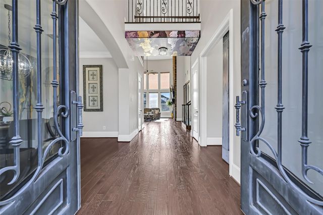 1310 Tamina Pass Lane, Friendswood, TX 77546