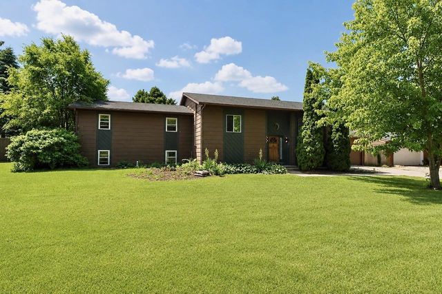 724 Crist Road, Beloit, WI 53511