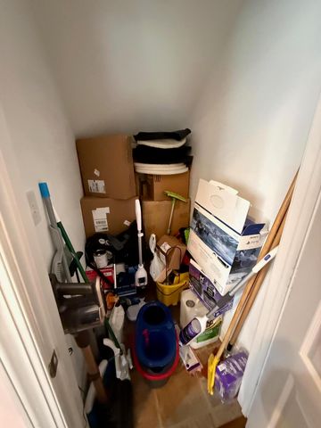 1076 Cranberry CT, Moneta, VA 24121