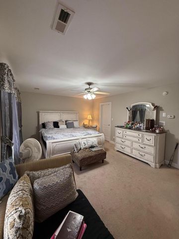 1076 Cranberry CT, Moneta, VA 24121