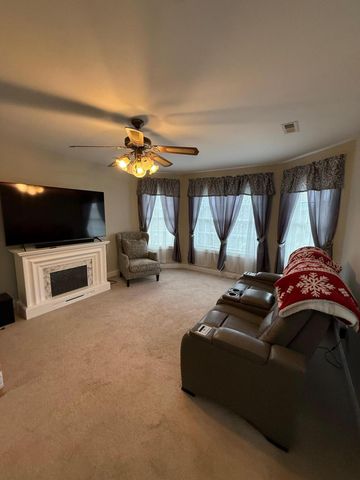 1076 Cranberry CT, Moneta, VA 24121