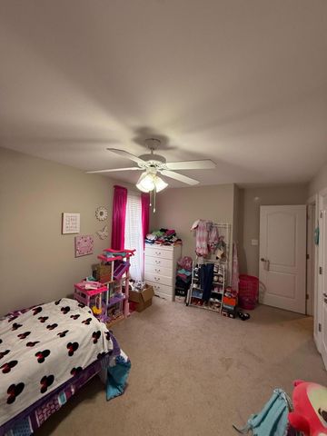 1076 Cranberry CT, Moneta, VA 24121