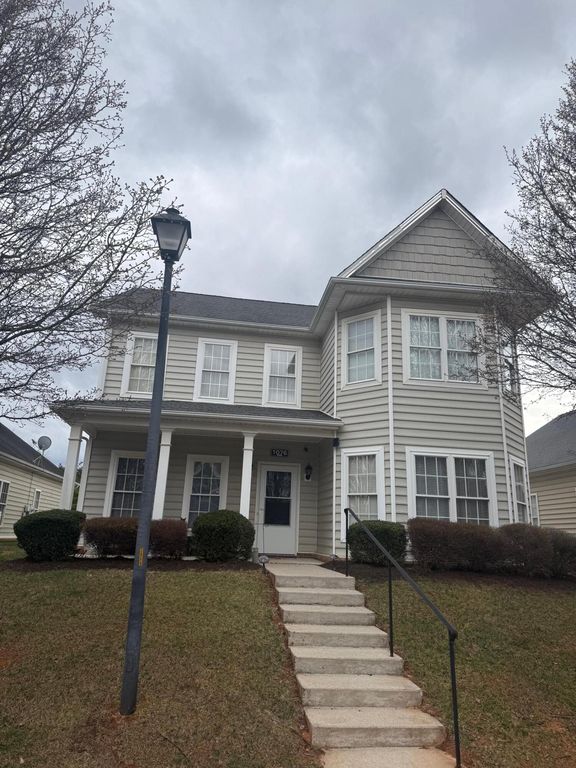 1076 Cranberry CT, Moneta, VA 24121