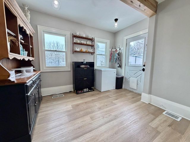 817 W Lincoln Avenue, Fergus Falls, MN 56537