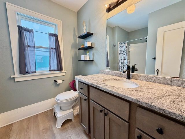 817 W Lincoln Avenue, Fergus Falls, MN 56537