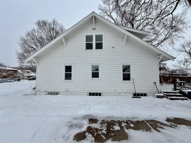 817 W Lincoln Avenue, Fergus Falls, MN 56537