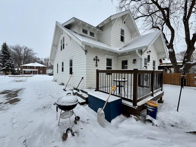 817 W Lincoln Avenue, Fergus Falls, MN 56537