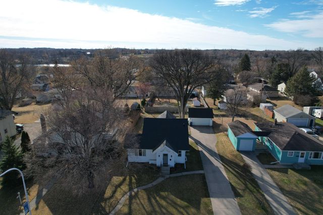 817 W Lincoln Avenue, Fergus Falls, MN 56537