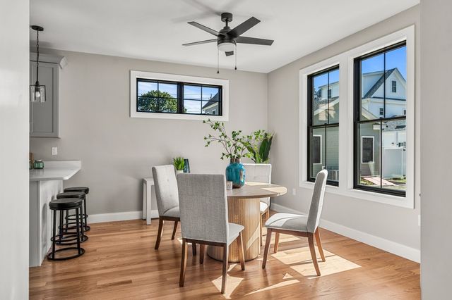 20 R Plain Street, Boston, MA 02122