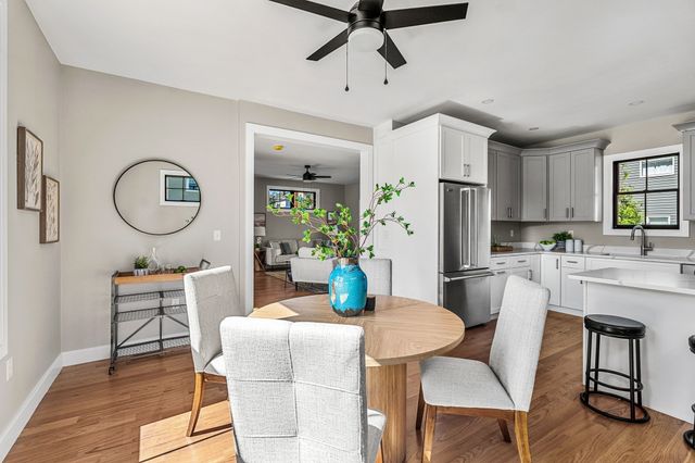 20 R Plain Street, Boston, MA 02122