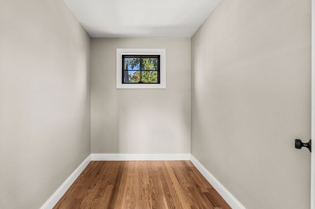 20 R Plain Street, Boston, MA 02122