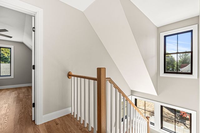 20 R Plain Street, Boston, MA 02122