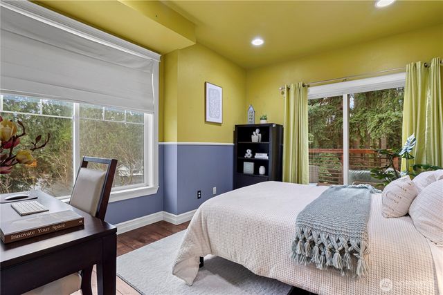 842 208th Ave NE, Sammamish, WA 98074