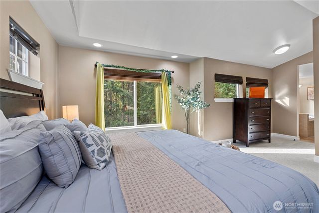 842 208th Ave NE, Sammamish, WA 98074